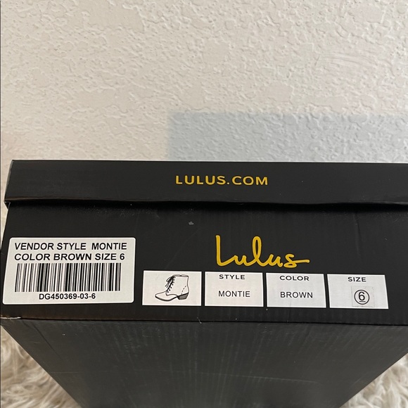 LULUS Montie Brown Suede Lace-Up Ankle Boots Booties 
Size 6 NEW - Picture 12 of 14